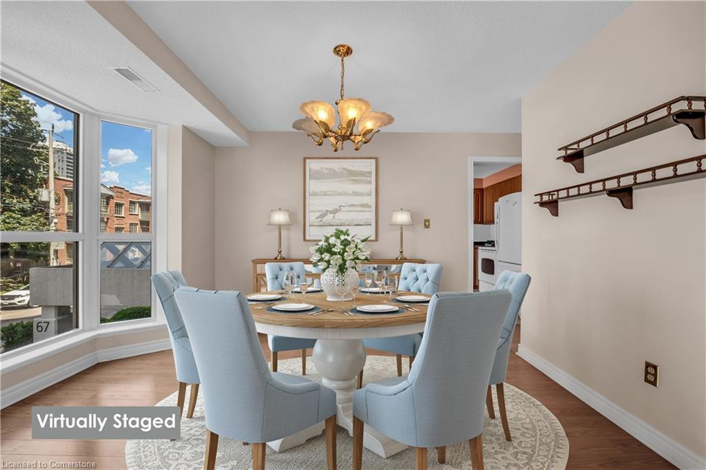 203-67 Caroline Street S, Hamilton, ON - Indoor Photo Showing Dining Room