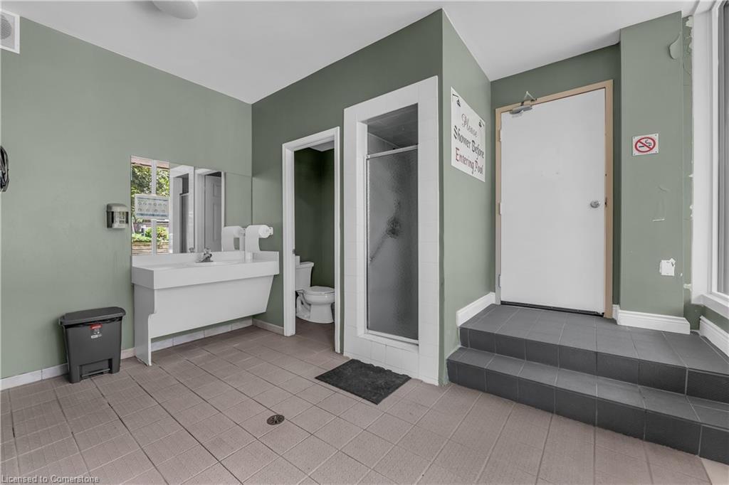 203-67 Caroline Street S, Hamilton, ON - Indoor