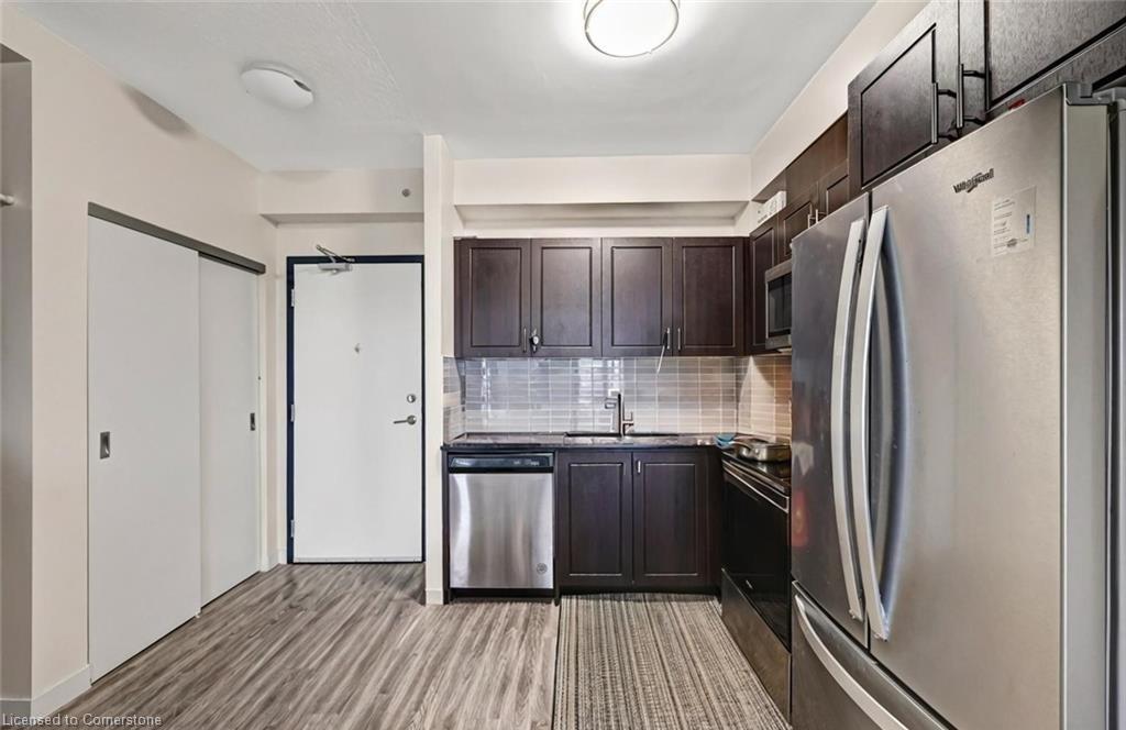807-128 King Street N, Waterloo, ON - Indoor Photo Showing Kitchen With Stainless Steel Kitchen