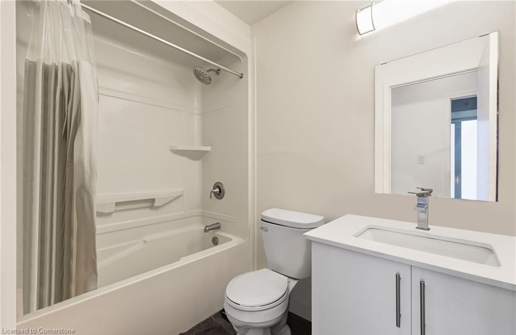 807-128 King Street N, Waterloo, ON - Indoor Photo Showing Bathroom