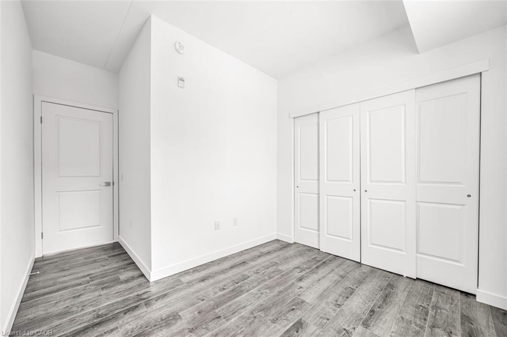301-7549A Kalar Road, Niagara Falls, ON - Indoor Photo Showing Other Room
