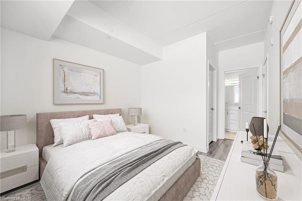 301-7549A Kalar Road, Niagara Falls, ON - Indoor Photo Showing Bedroom