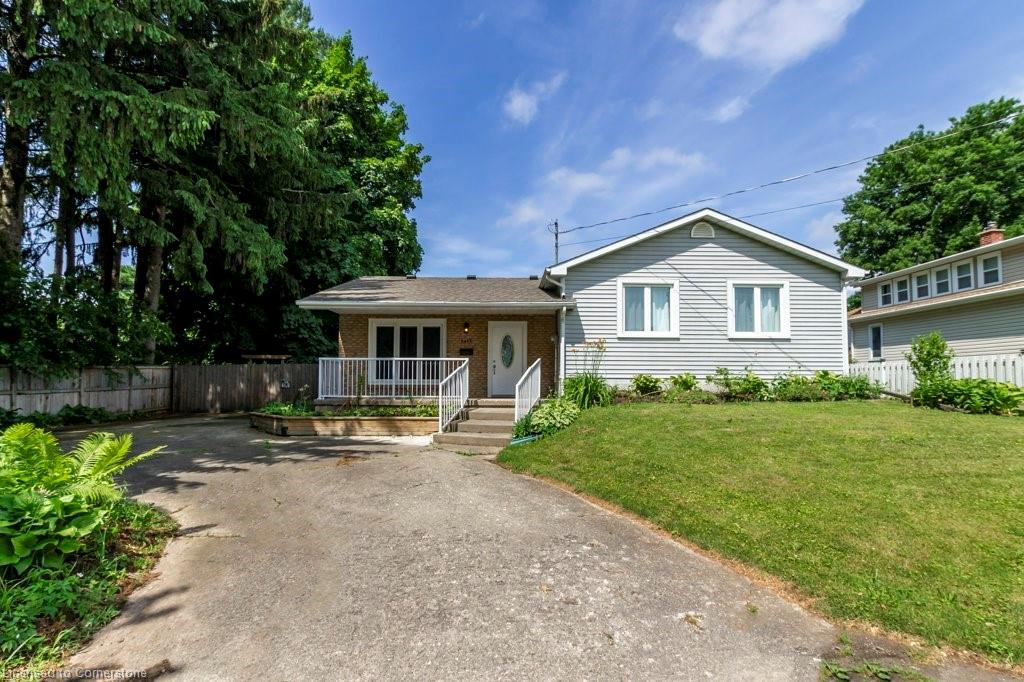 6413 Franklin Avenue, Niagara Falls, ON - Outdoor With Facade