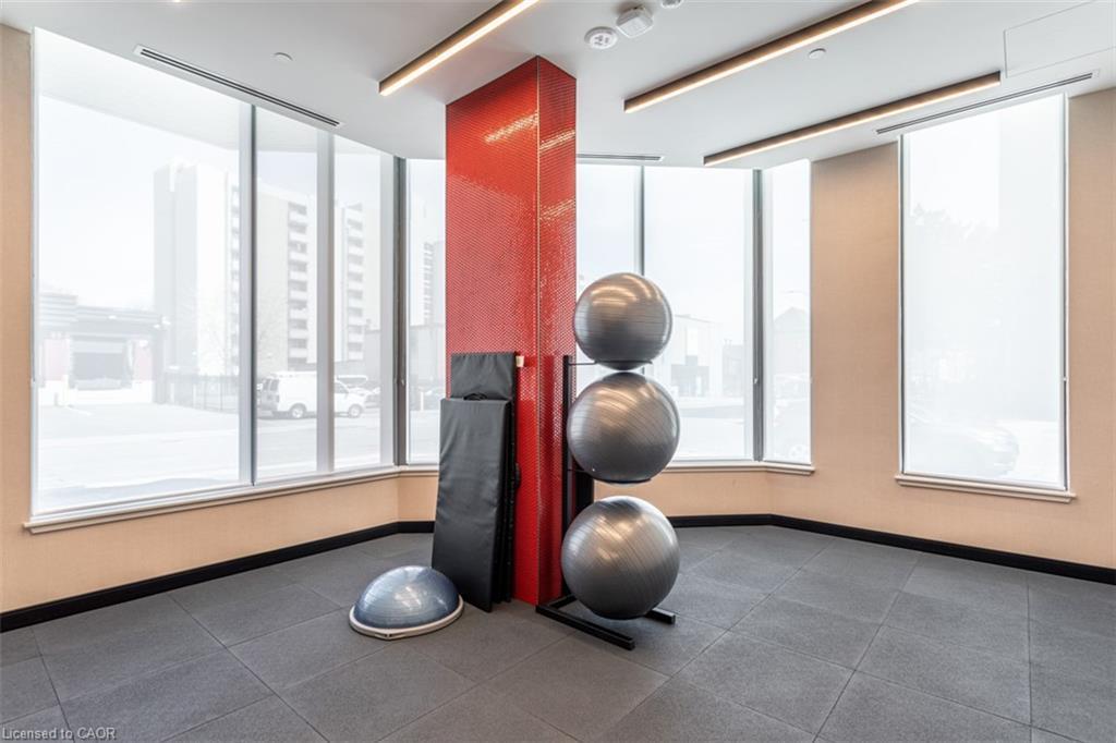 308-212 King William Street, Hamilton, ON - Indoor