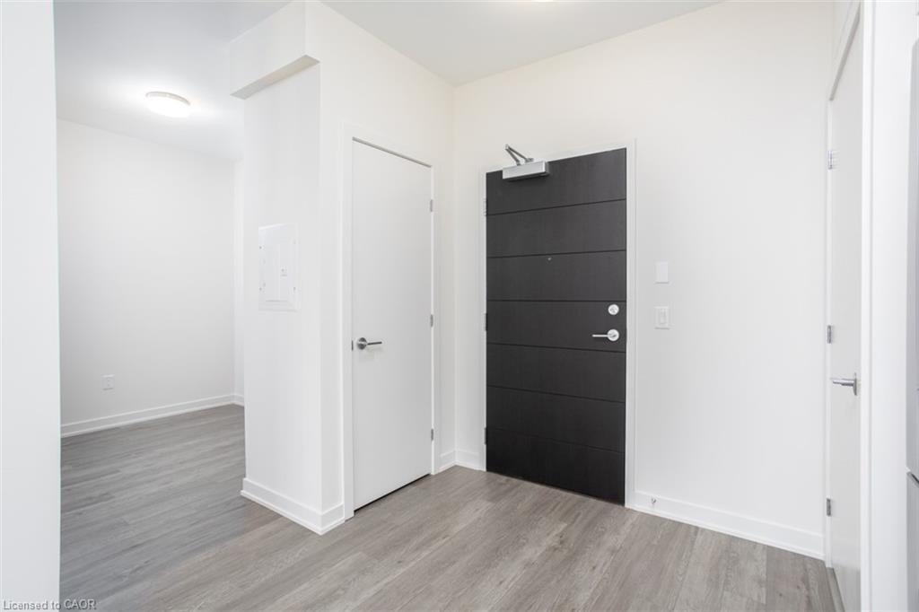 308-212 King William Street, Hamilton, ON - Indoor Photo Showing Other Room