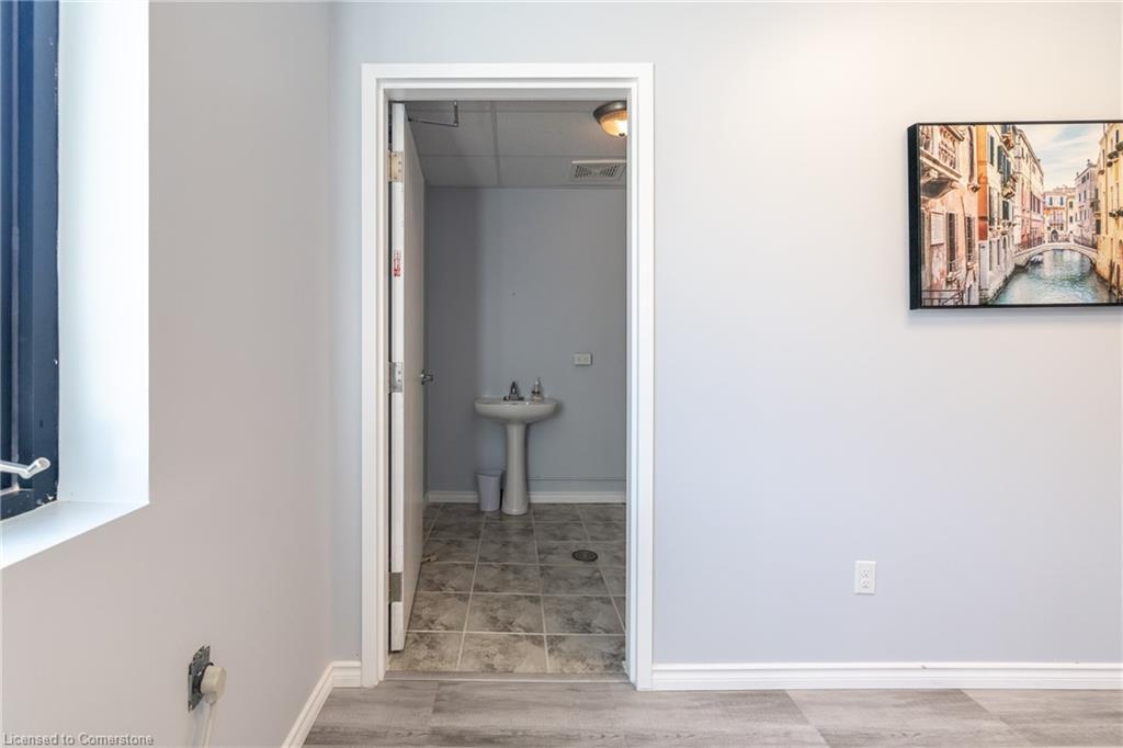 4-64 Frederick Drive, Guelph, ON