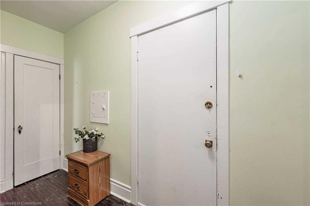 6-285 King Street, Hamilton, ON - Indoor Photo Showing Other Room