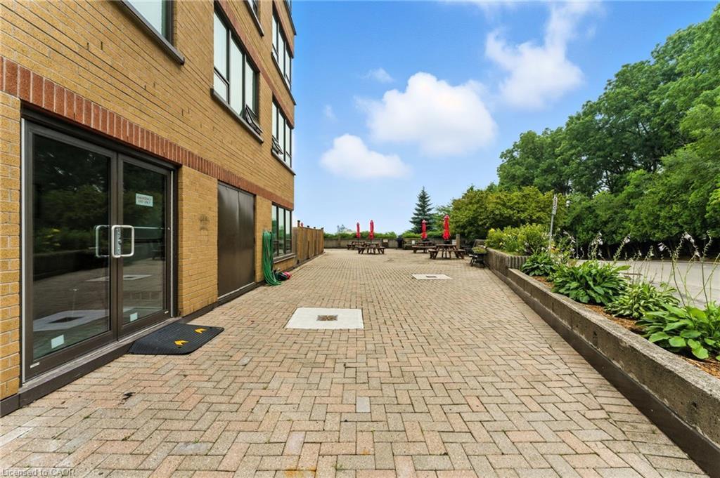 1104-237 King Street W, Cambridge, ON - Outdoor With Exterior