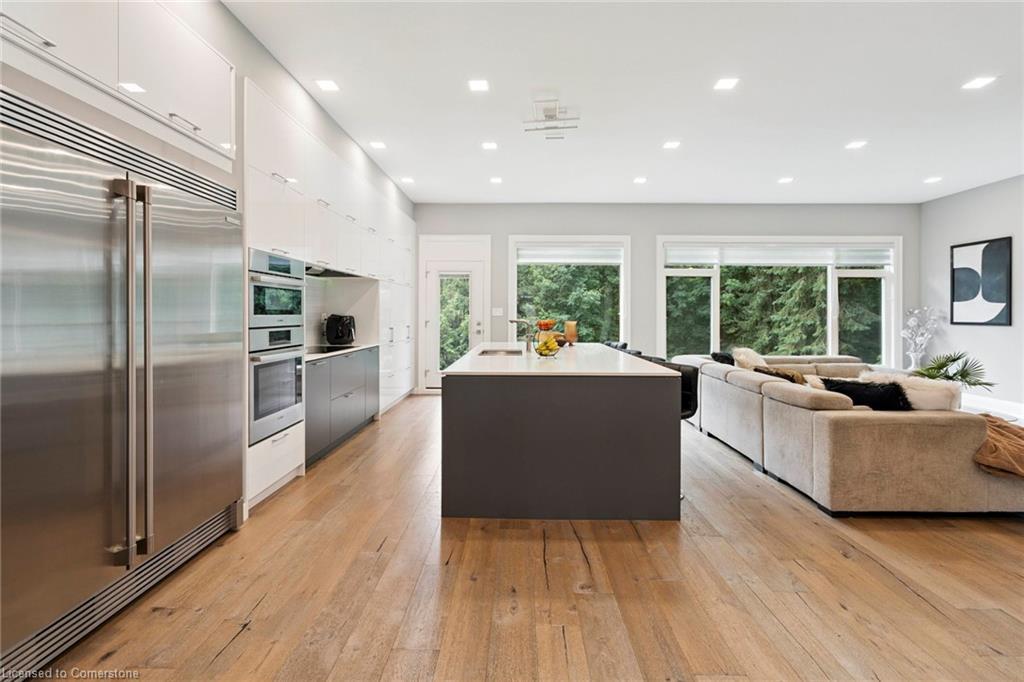 1 Gaywood Gardens, Brantford, ON - Indoor