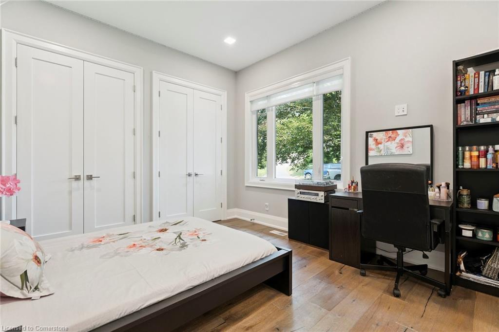 1 Gaywood Gardens, Brantford, ON - Indoor