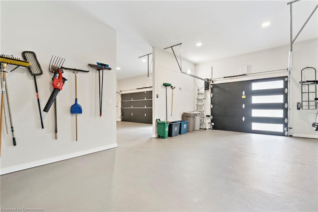 1 Gaywood Gardens, Brantford, ON - Indoor Photo Showing Garage