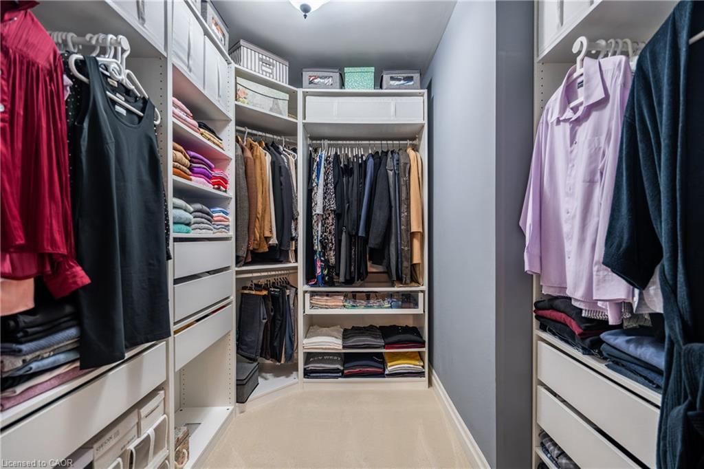 98 Hadley Drive, Ancaster, ON - Indoor With Storage