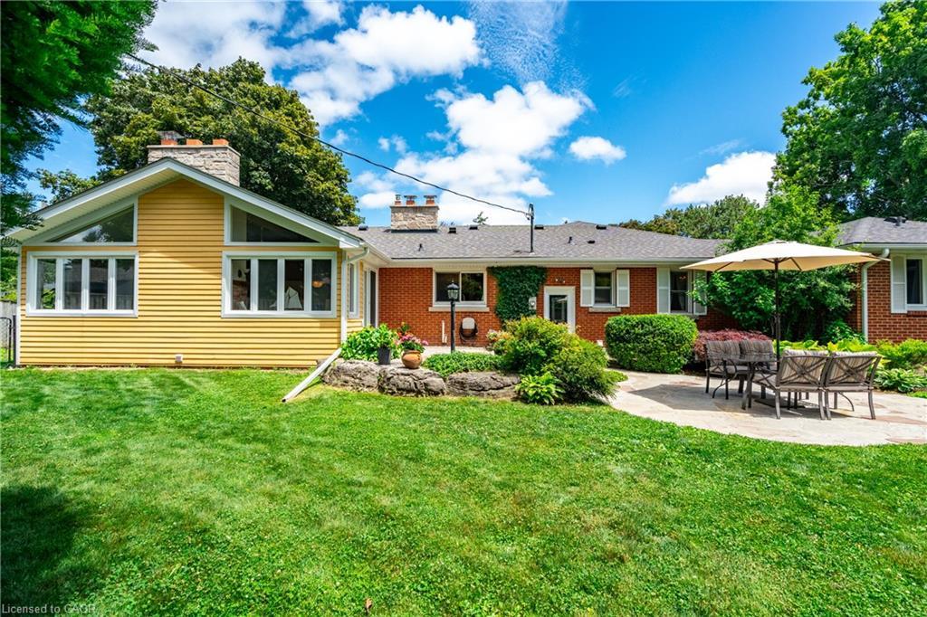 98 Hadley Drive, Ancaster, ON - Outdoor