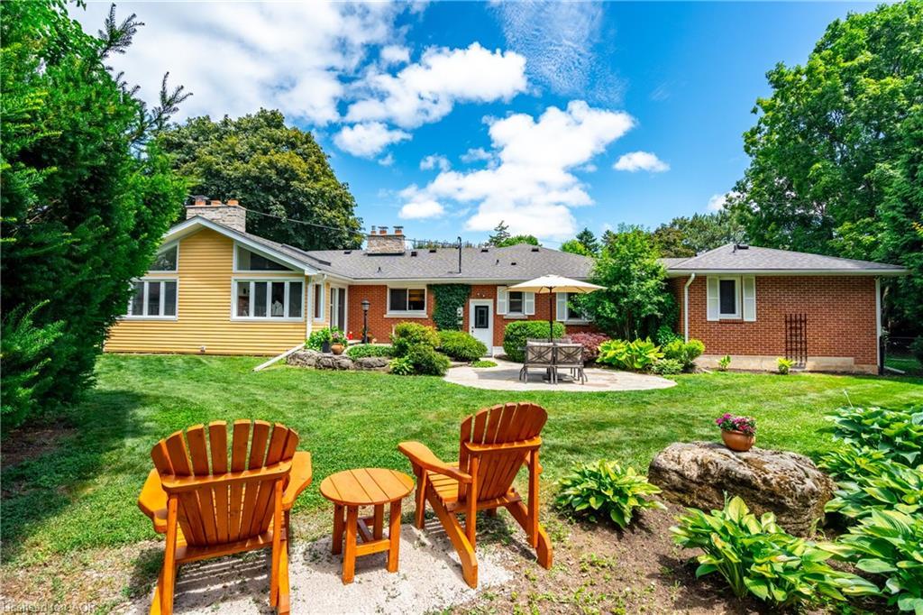 98 Hadley Drive, Ancaster, ON - Outdoor