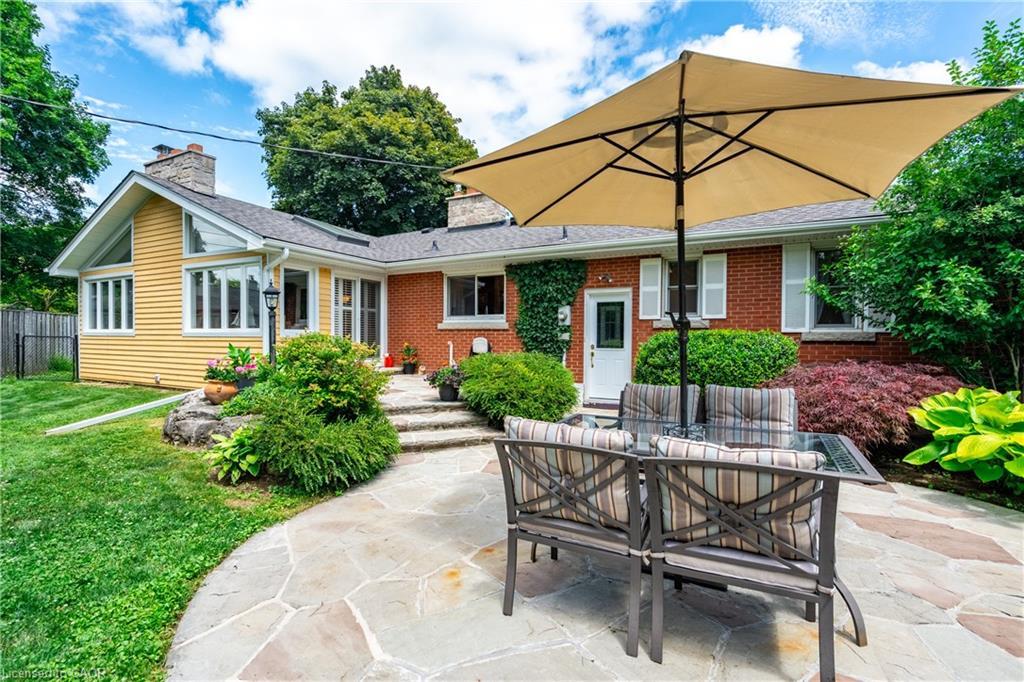 98 Hadley Drive, Ancaster, ON - Outdoor With Facade