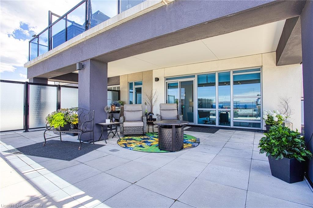 707-16 Concord Place, Grimsby, ON - Outdoor With Balcony