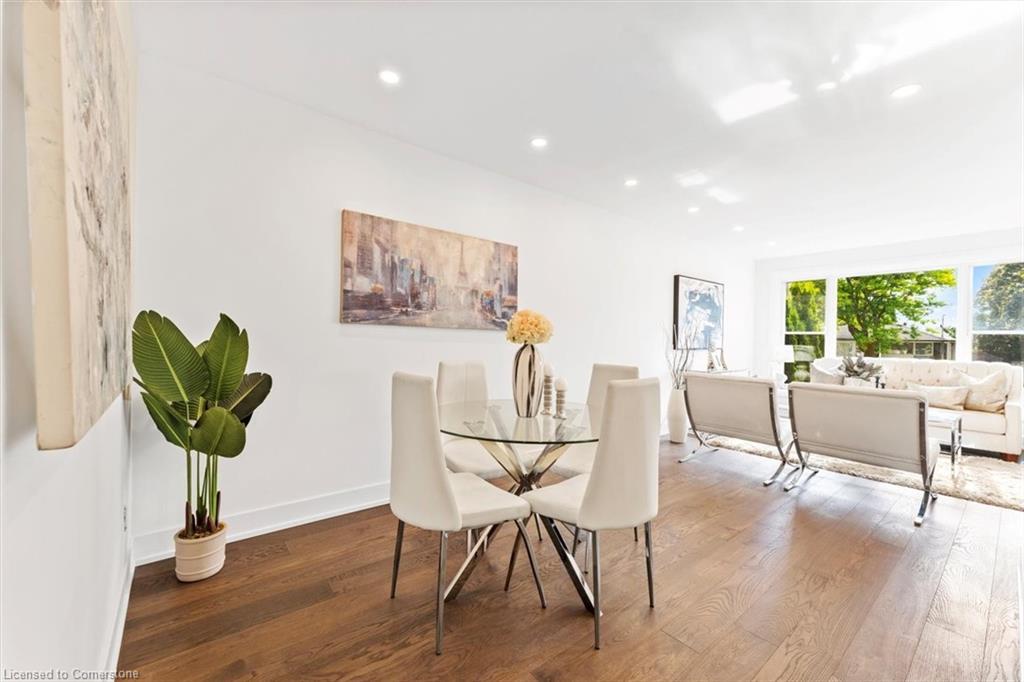 83 Walter Avenue, Newmarket, ON - Indoor Photo Showing Dining Room