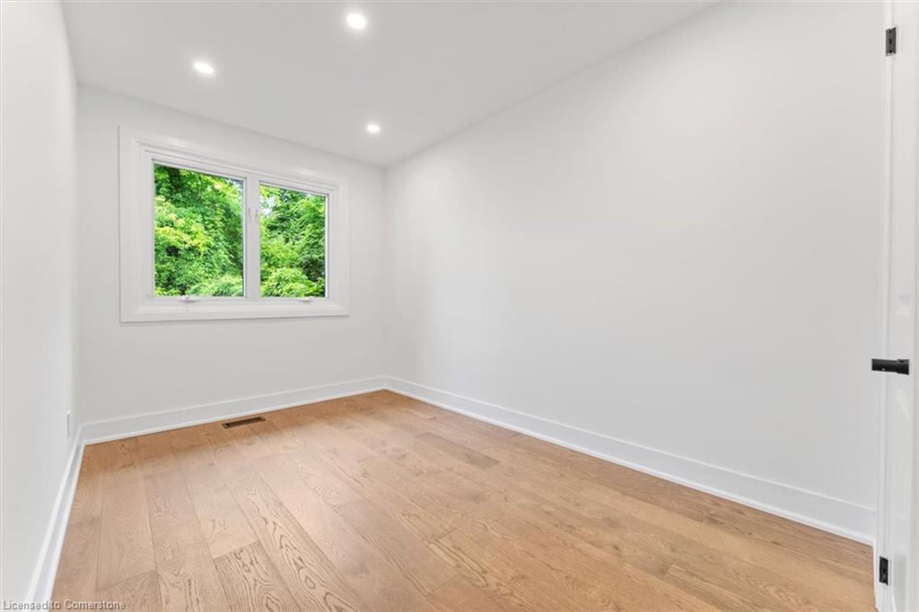 83 Walter Avenue, Newmarket, ON - Indoor Photo Showing Other Room