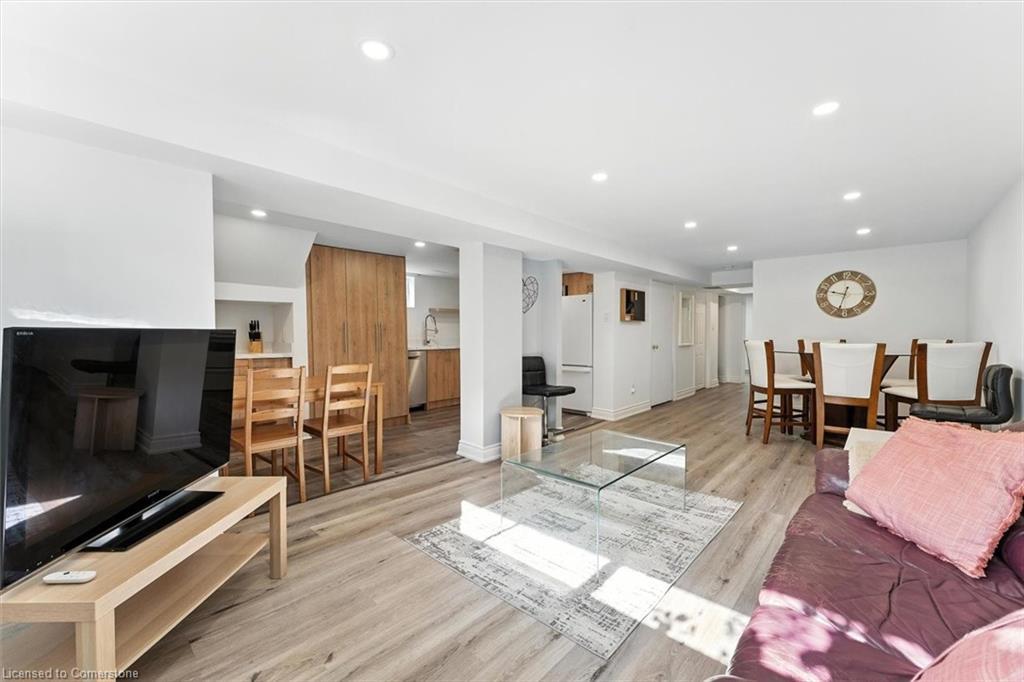 83 Walter Avenue, Newmarket, ON - Indoor Photo Showing Other Room