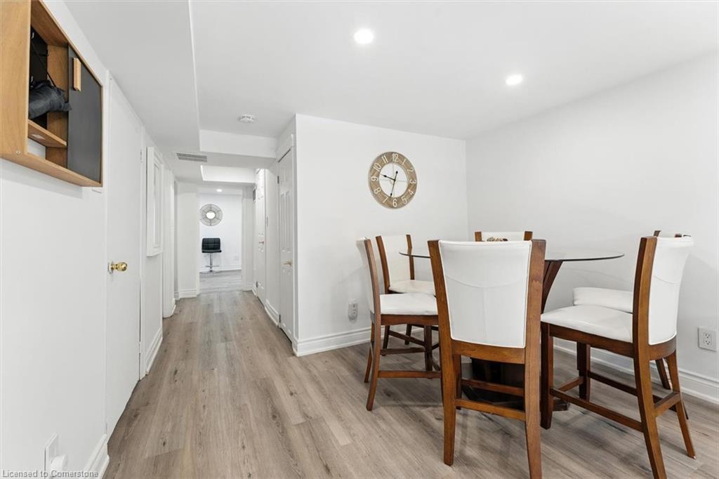 83 Walter Avenue, Newmarket, ON - Indoor Photo Showing Dining Room
