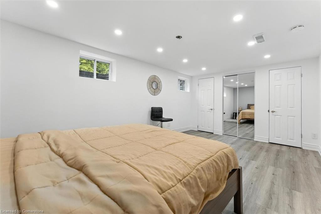 83 Walter Avenue, Newmarket, ON - Indoor Photo Showing Bedroom