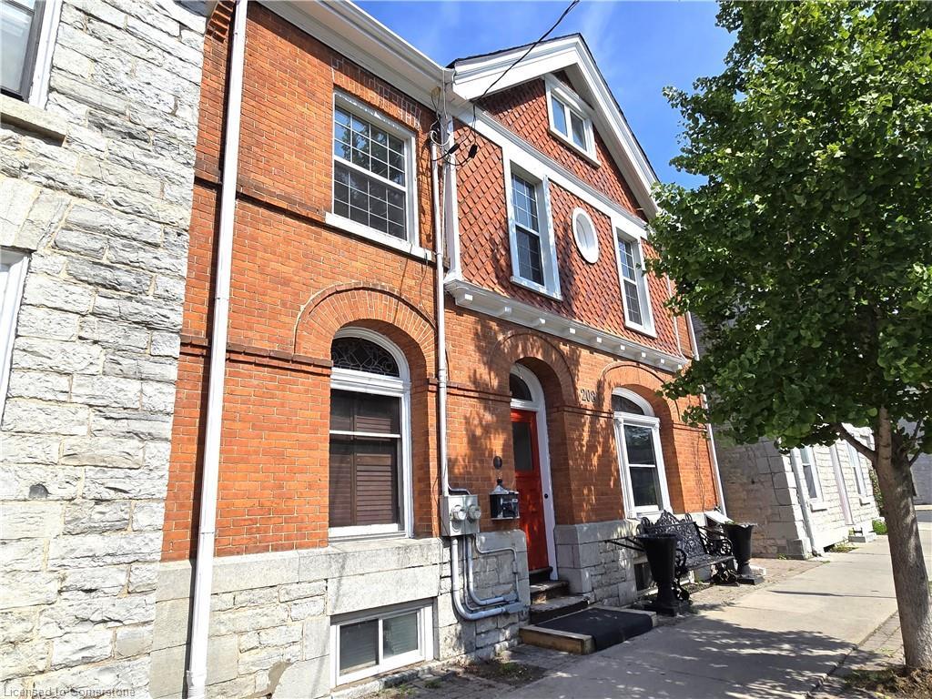 208 King Street E, Kingston, ON - Outdoor