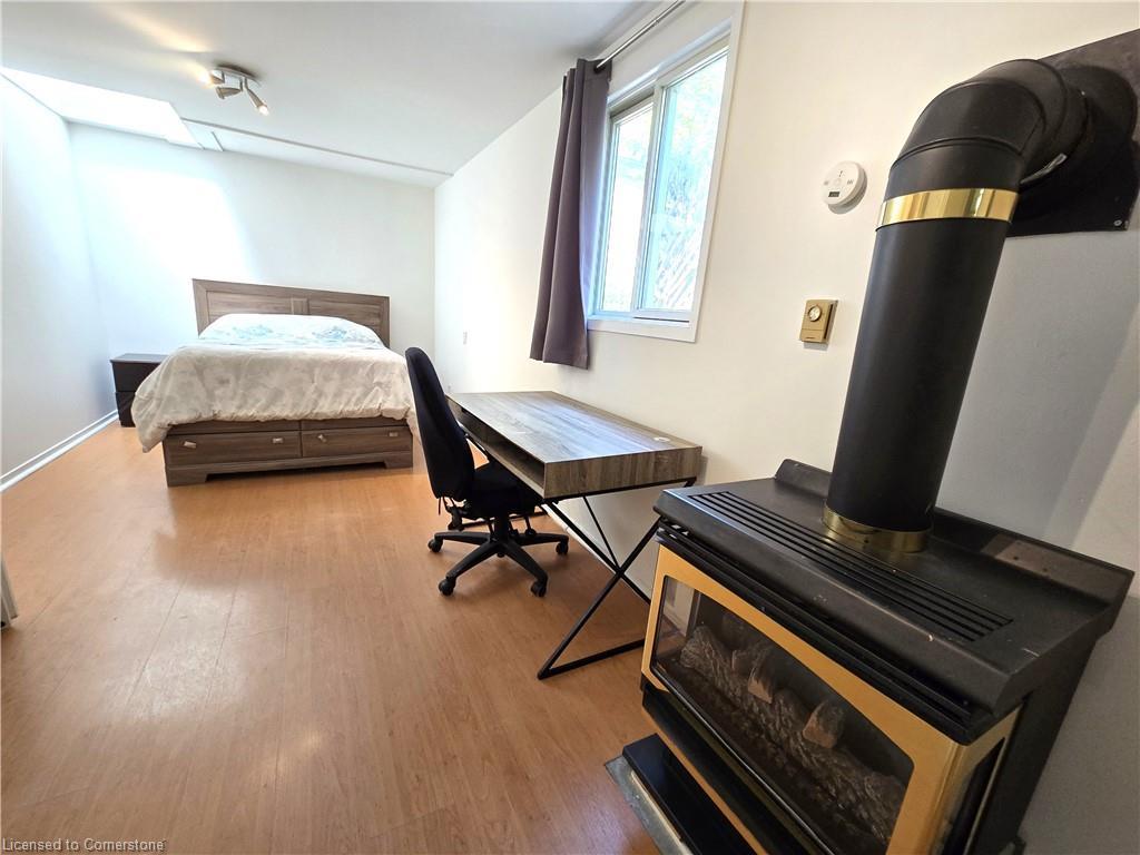208 King Street E, Kingston, ON - Indoor Photo Showing Bedroom