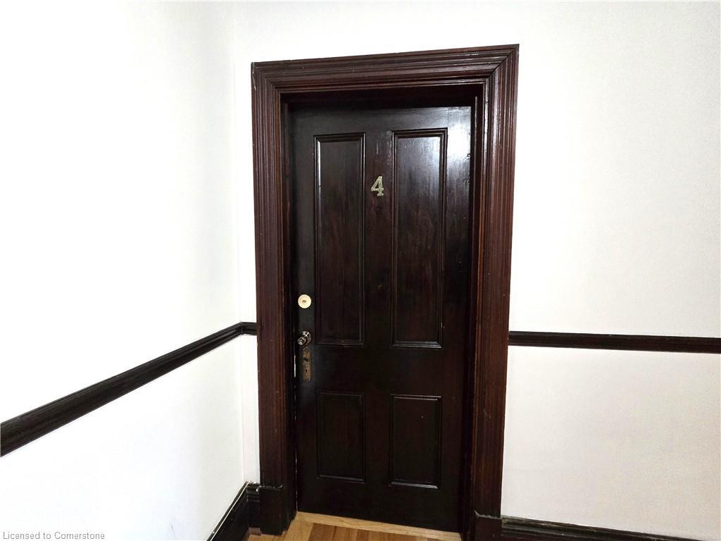 208 King Street E, Kingston, ON - Indoor Photo Showing Other Room