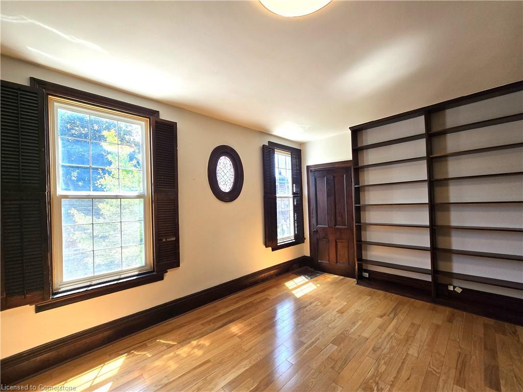 208 King Street E, Kingston, ON - Indoor Photo Showing Other Room