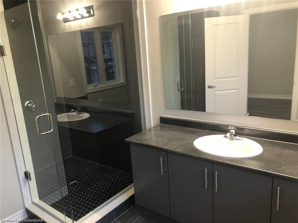 6-30 Mia Drive, Hamilton, ON - Indoor Photo Showing Bathroom