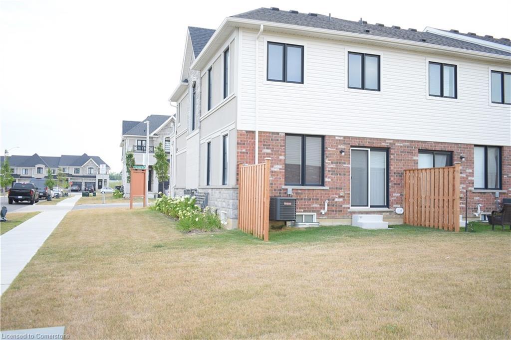 6-30 Mia Drive, Hamilton, ON - Outdoor