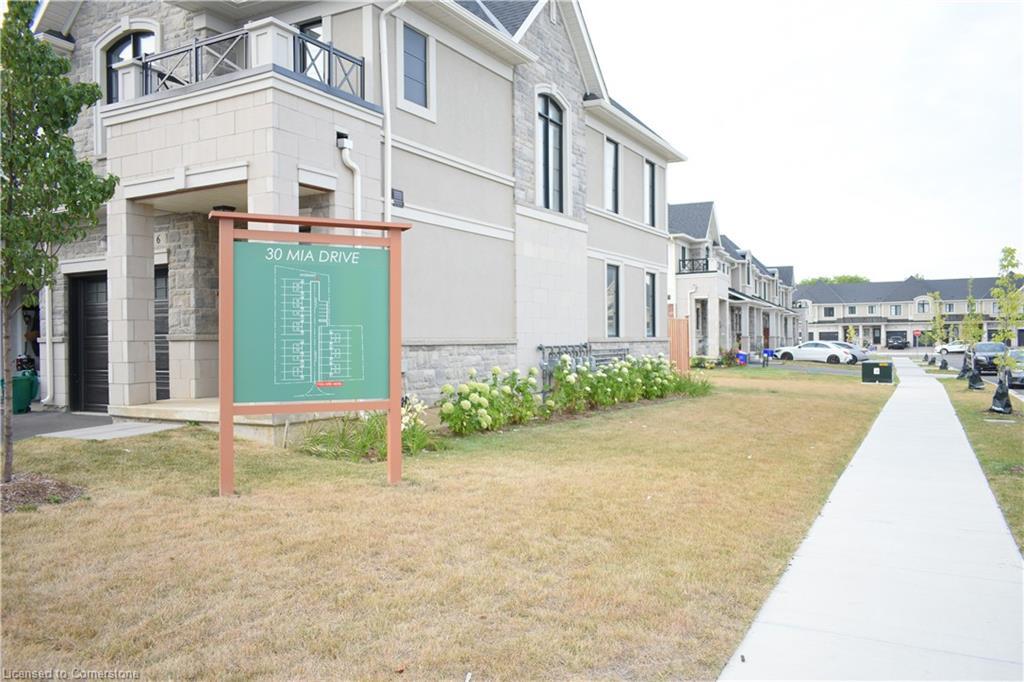 6-30 Mia Drive, Hamilton, ON - Outdoor