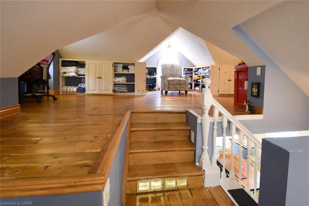 662 Old Dundas Road, Ancaster, ON - Indoor Photo Showing Other Room