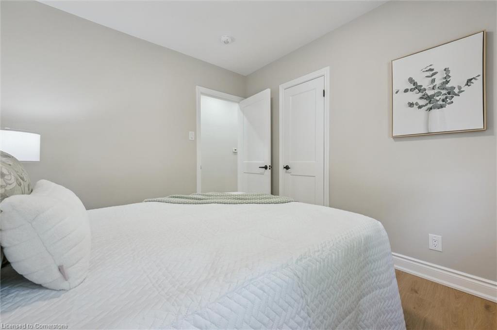 56 Dover Street, Waterloo, ON - Indoor Photo Showing Bedroom