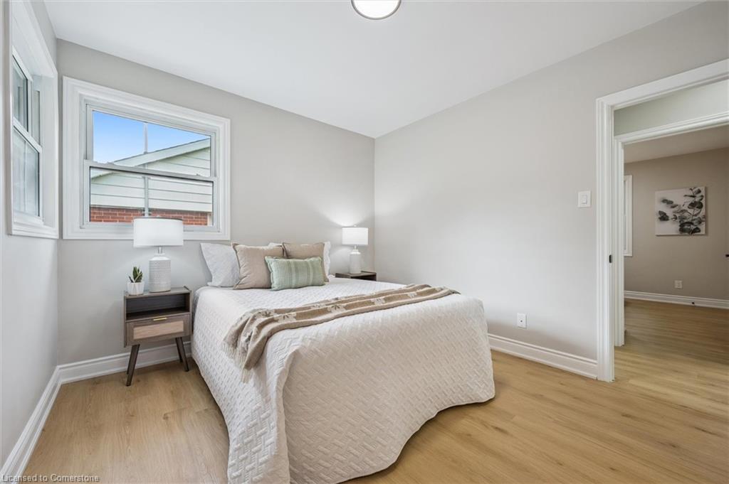 56 Dover Street, Waterloo, ON - Indoor Photo Showing Bedroom