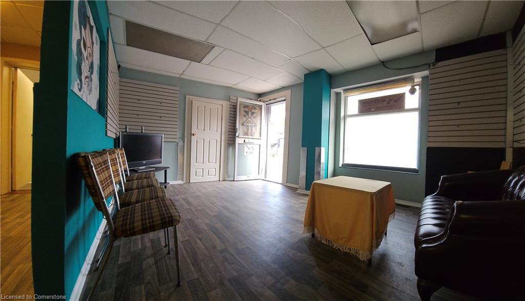 269 Cannon Street E, Hamilton, ON - Indoor
