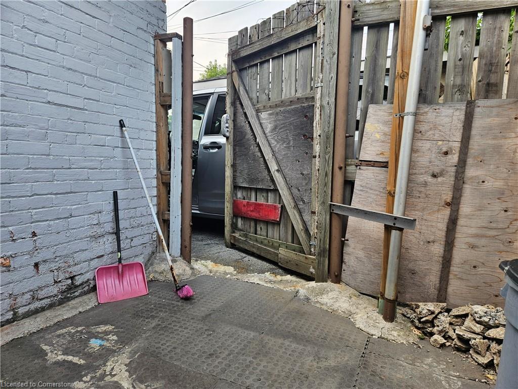 269 Cannon Street E, Hamilton, ON - Outdoor