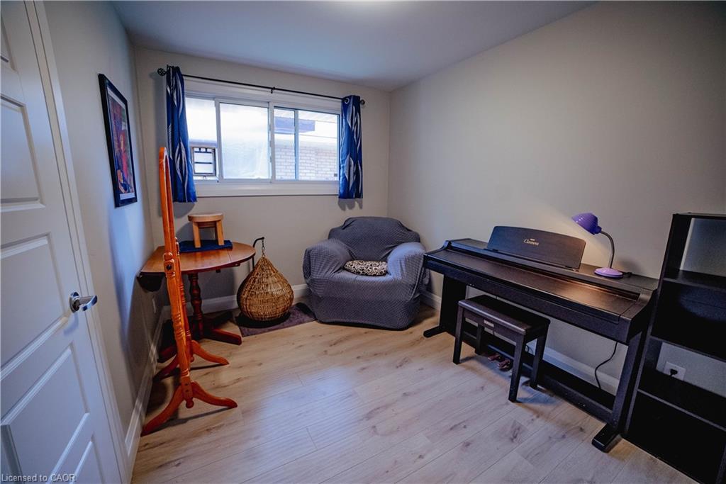 Upper-192 Glen Road, Kitchener, ON - Indoor