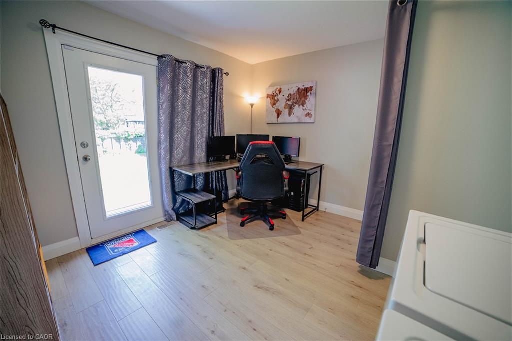 Upper-192 Glen Road, Kitchener, ON - Indoor