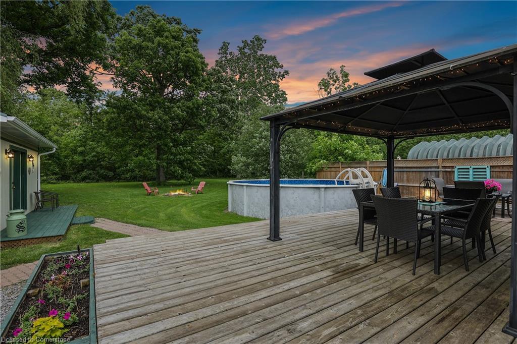 1954 Grayson Avenue, Fort Erie, ON - Outdoor With Above Ground Pool With Deck Patio Veranda