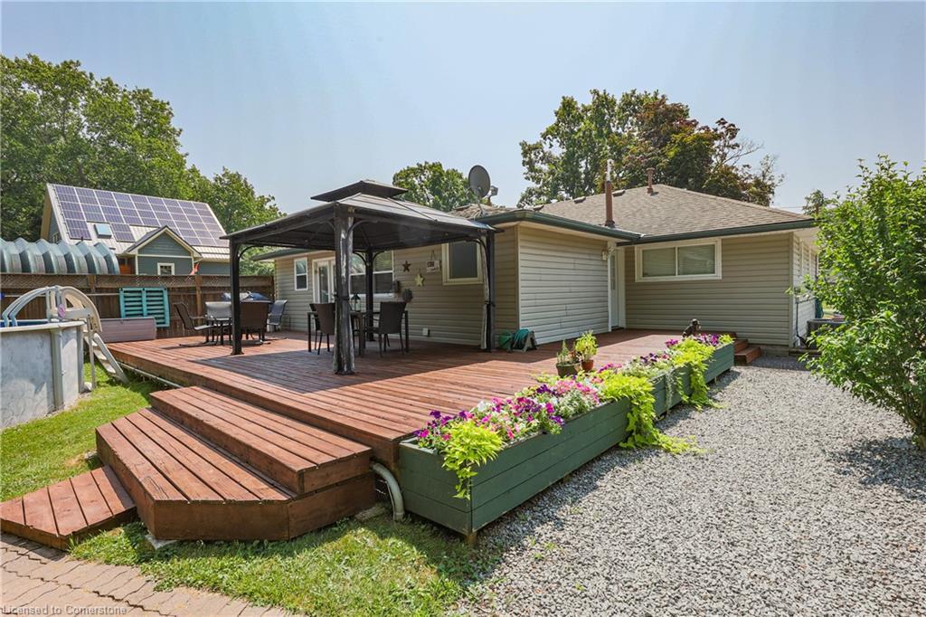 1954 Grayson Avenue, Fort Erie, ON - Outdoor With Deck Patio Veranda With Exterior