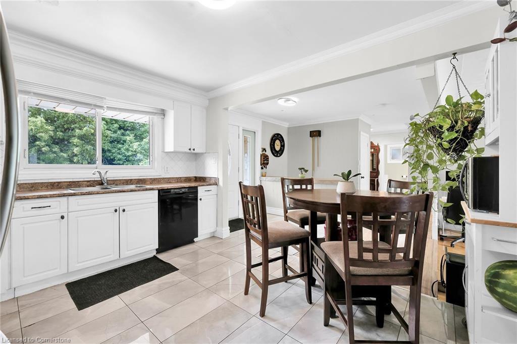 49 Glover Road, Hamilton, ON - Indoor