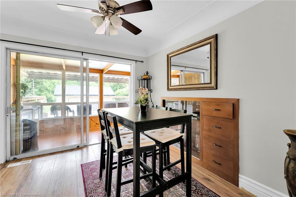 49 Glover Road, Hamilton, ON - Indoor Photo Showing Dining Room