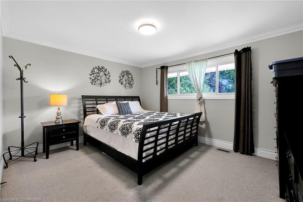49 Glover Road, Hamilton, ON - Indoor Photo Showing Bedroom
