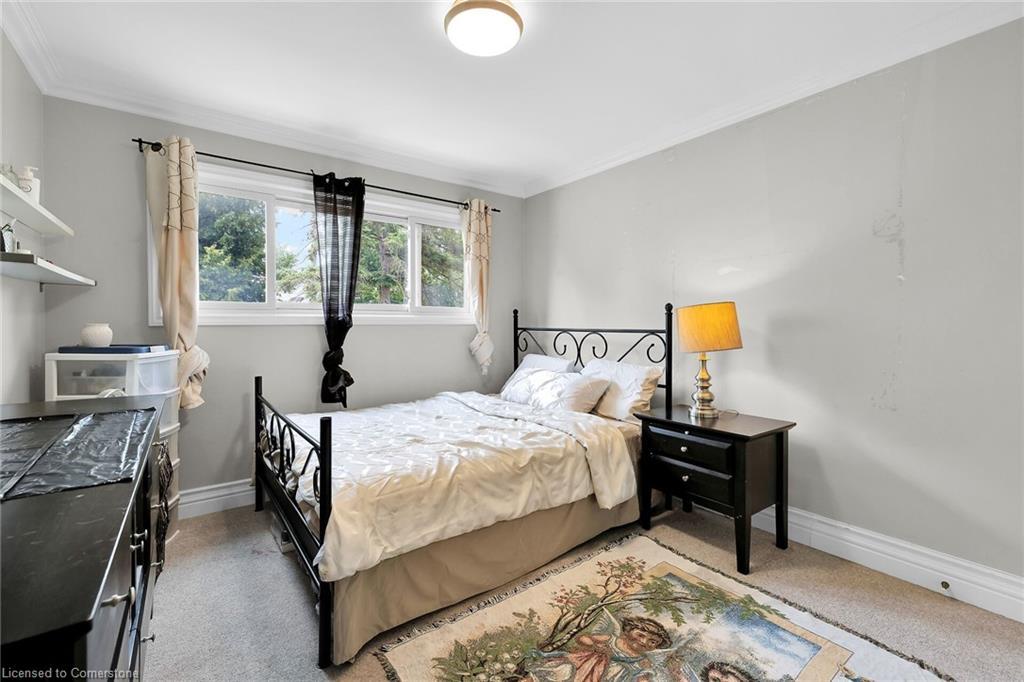 49 Glover Road, Hamilton, ON - Indoor Photo Showing Bedroom