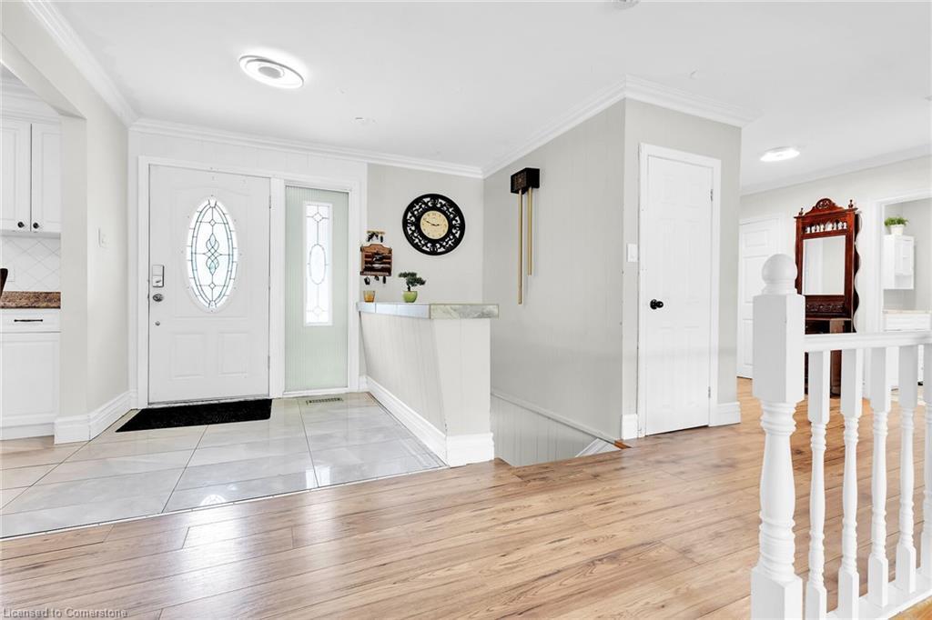 49 Glover Road, Hamilton, ON - Indoor Photo Showing Other Room