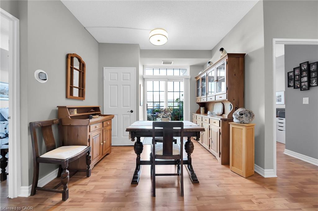 407-2300 Parkhaven Boulevard E, Oakville, ON - Indoor Photo Showing Other Room