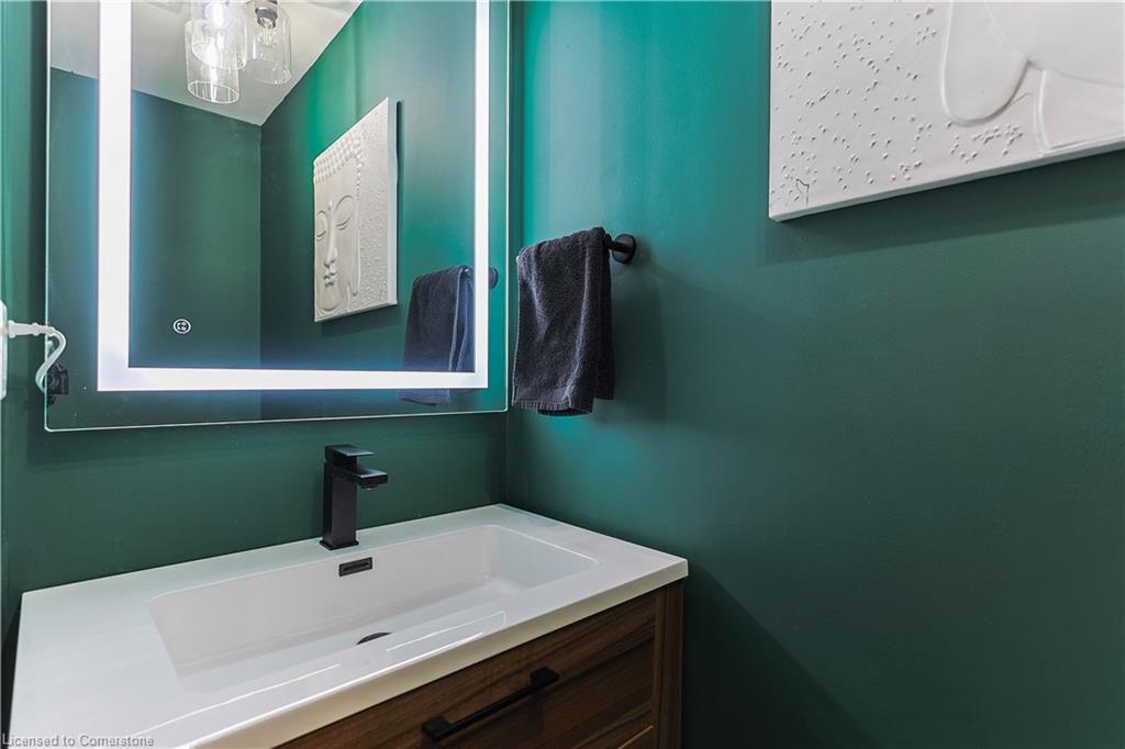 54-5475 Lakeshore Road, Burlington, ON - Indoor Photo Showing Bathroom