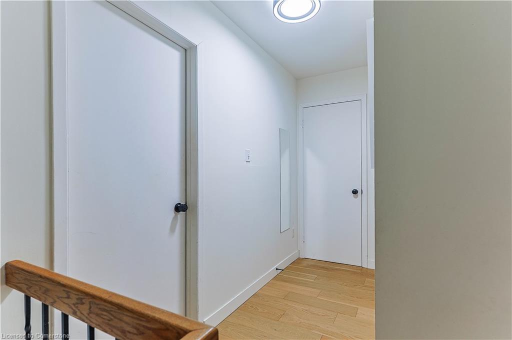 54-5475 Lakeshore Road, Burlington, ON - Indoor Photo Showing Other Room