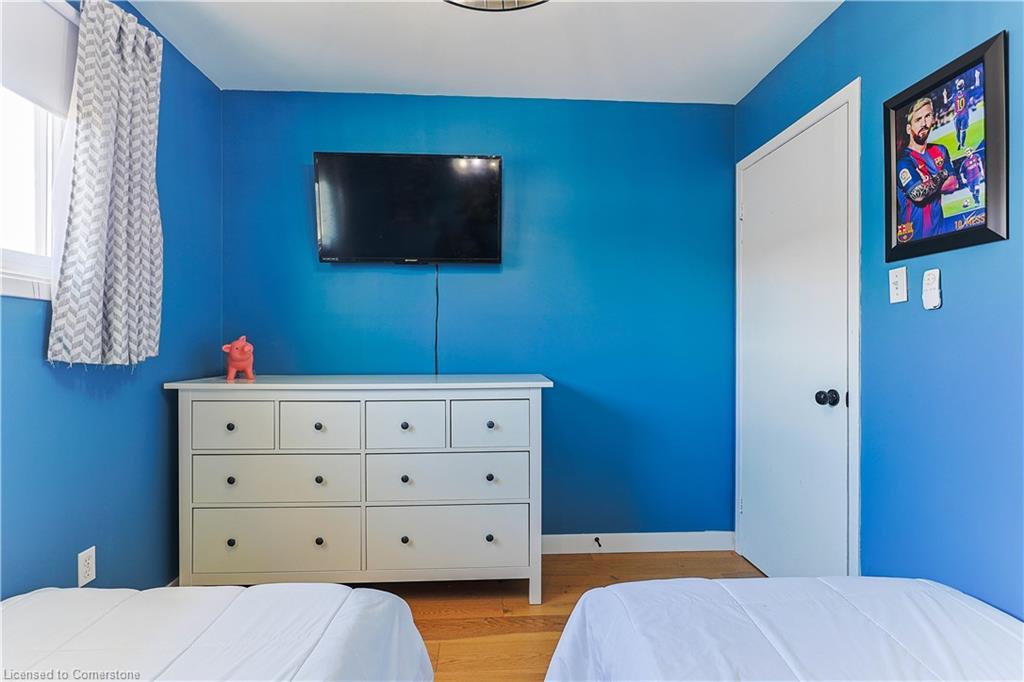 54-5475 Lakeshore Road, Burlington, ON - Indoor Photo Showing Bedroom
